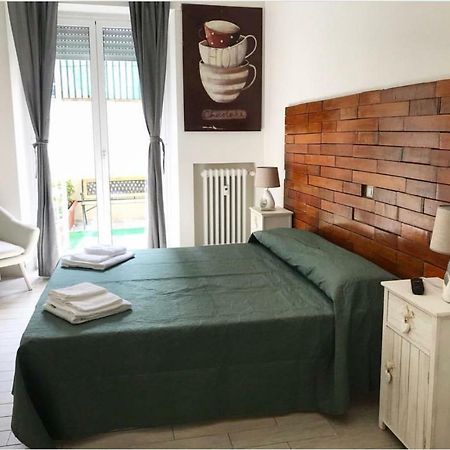 B&B Dea Flora Roma Exteriör bild
